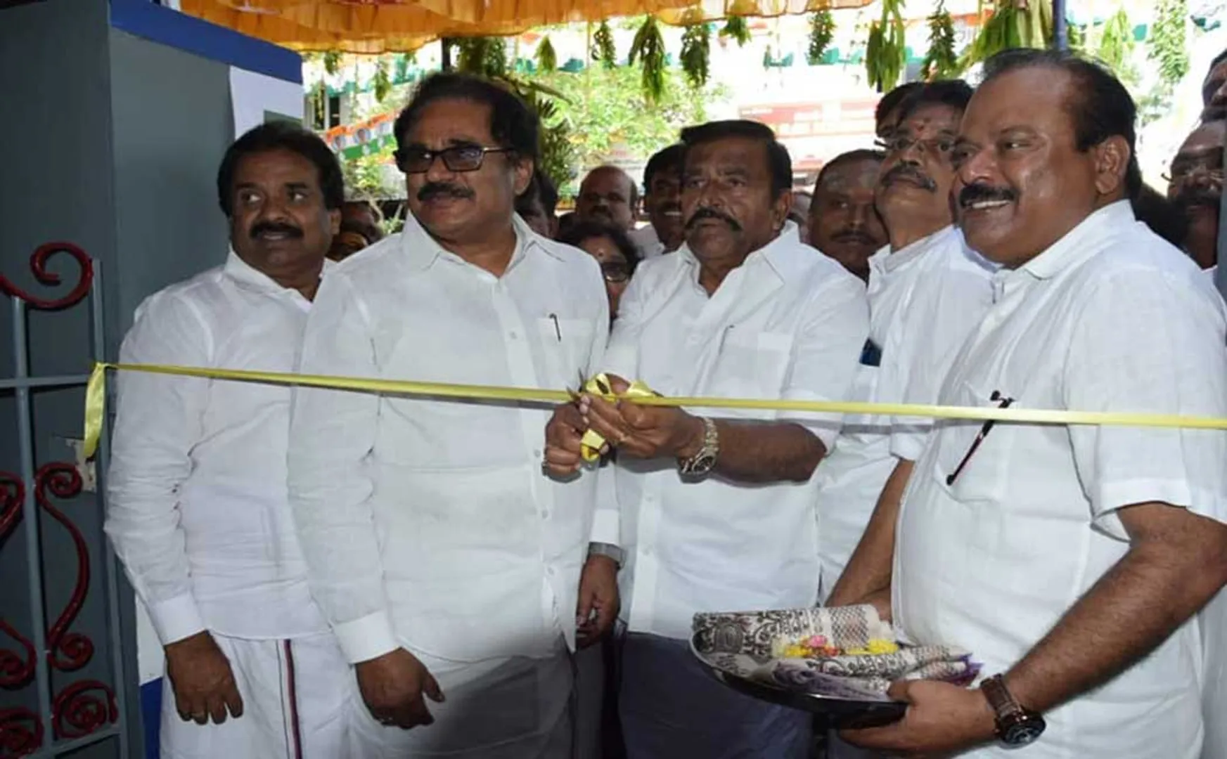 nanguneri assembly congress party mp thirunavukkarasar trichy  press meet 